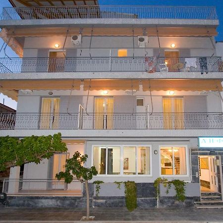 Difo Hotel Loutra Edipsou  ภายนอก รูปภาพ