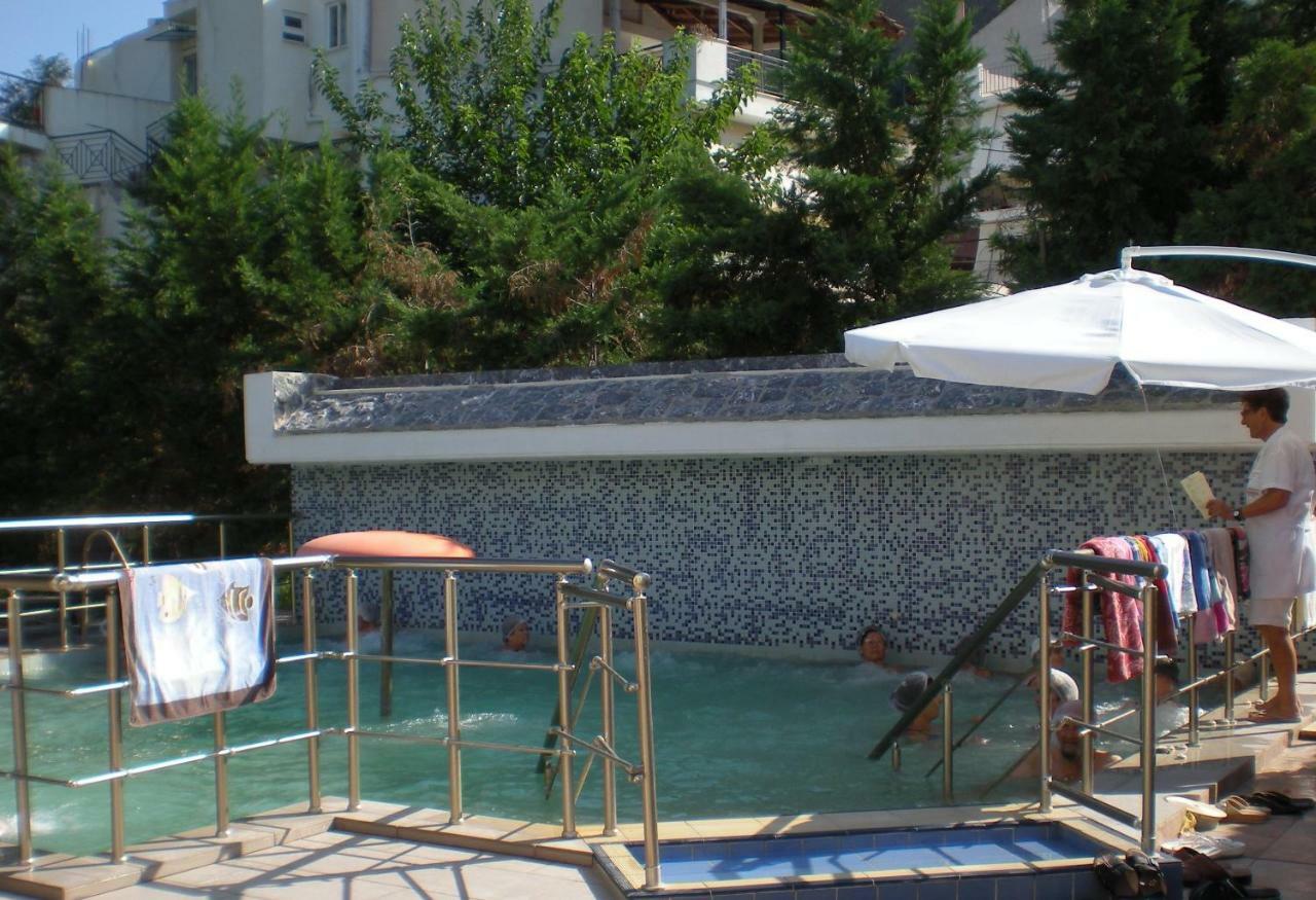Difo Hotel Loutra Edipsou  ภายนอก รูปภาพ